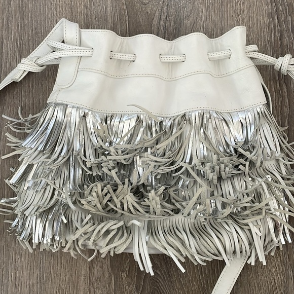 Shaggy White Purse - Picture 7 of 10